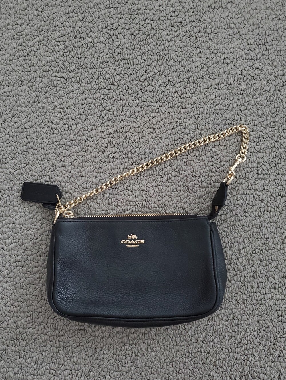 COACH - Nolita 19 Wallet With Chain